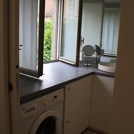 Parc Royal Studio Alcove By Parisbeapartofit Appartement Parijs